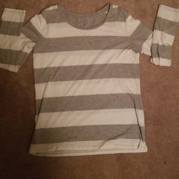 Gap shirt - Picture 1 of 2
